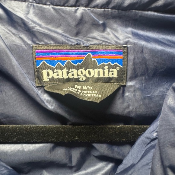 Patagonia Woman’s Puffer Vest - Picture 4 of 6
